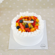 Fresh Fruits Cake